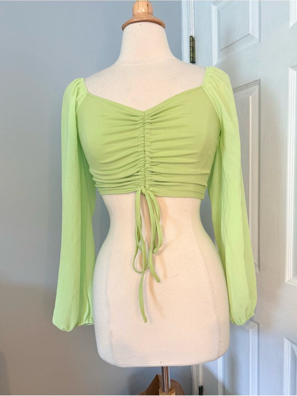 Shein Lantern Sleeve Cropped Top